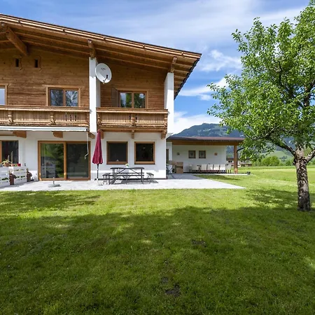 Brixen Valley Bus Access, Cleaning Included Hopfgarten im Brixental