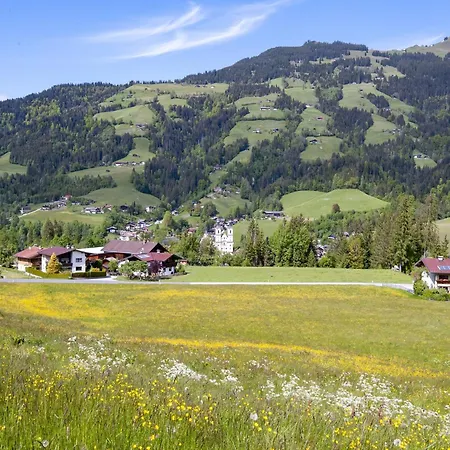 Brixen Valley Bus Access, Cleaning Included Hopfgarten im Brixental